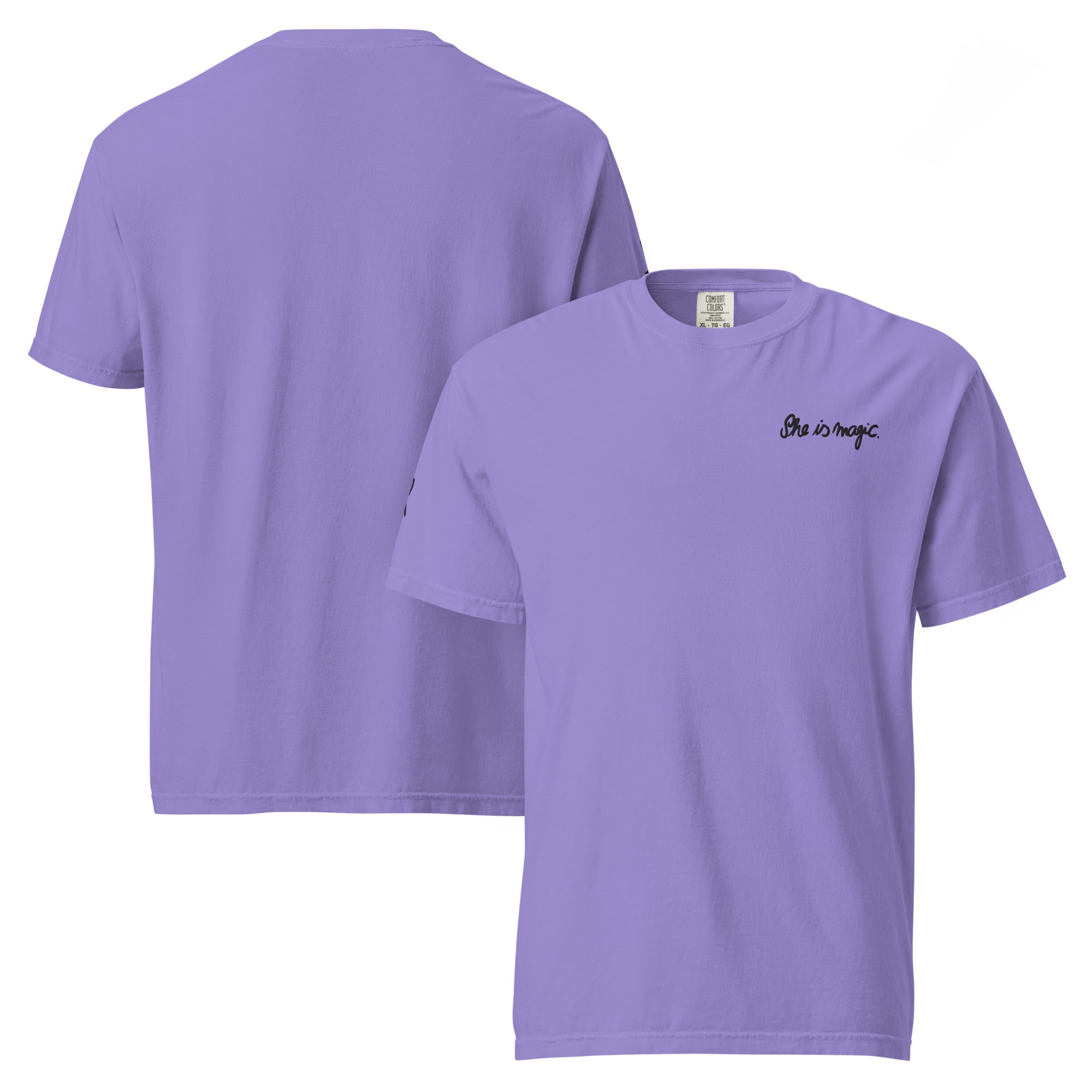 "She is magic" - Unisex T-shirt Embroided
